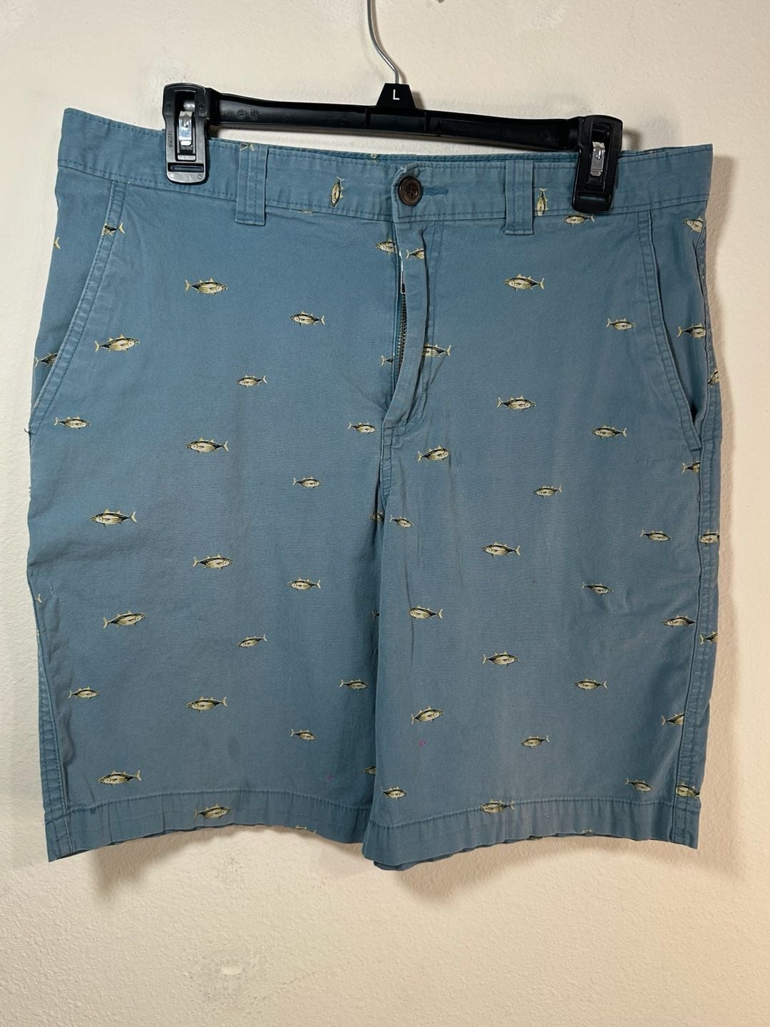 Magellan Outdoors Men's Tuna Fish Print Shorts Size 32W Blue 2