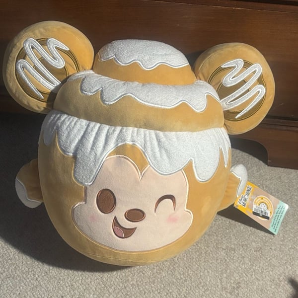Disney Munchlings Cinnamon Bun 14.5" Large Plush New w Tags