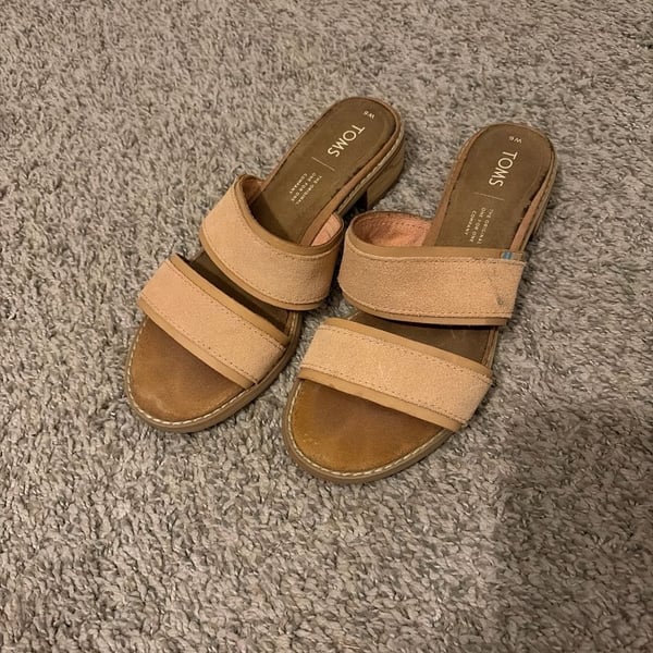 TOMS Sicily Suede Two Strap Slide Sandals Tan Size W6