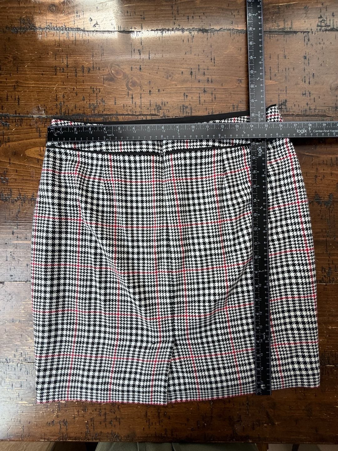 Banana Republic Plaid Pencil Skirt with Red Accents Size 10 NWT 11