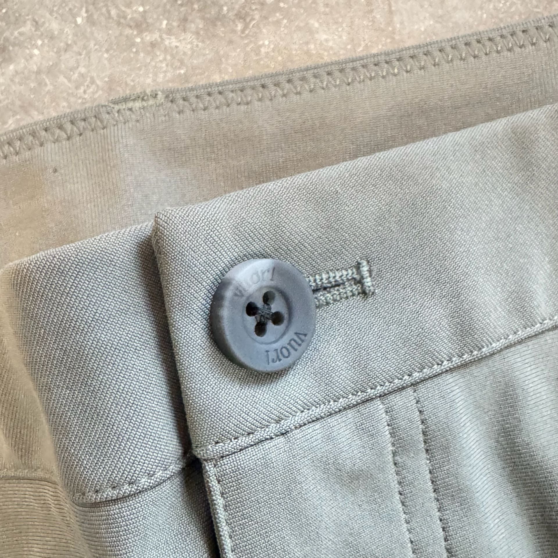 Vuori Men's Meta Pant Athletic Size 34 Dark Oregano 6