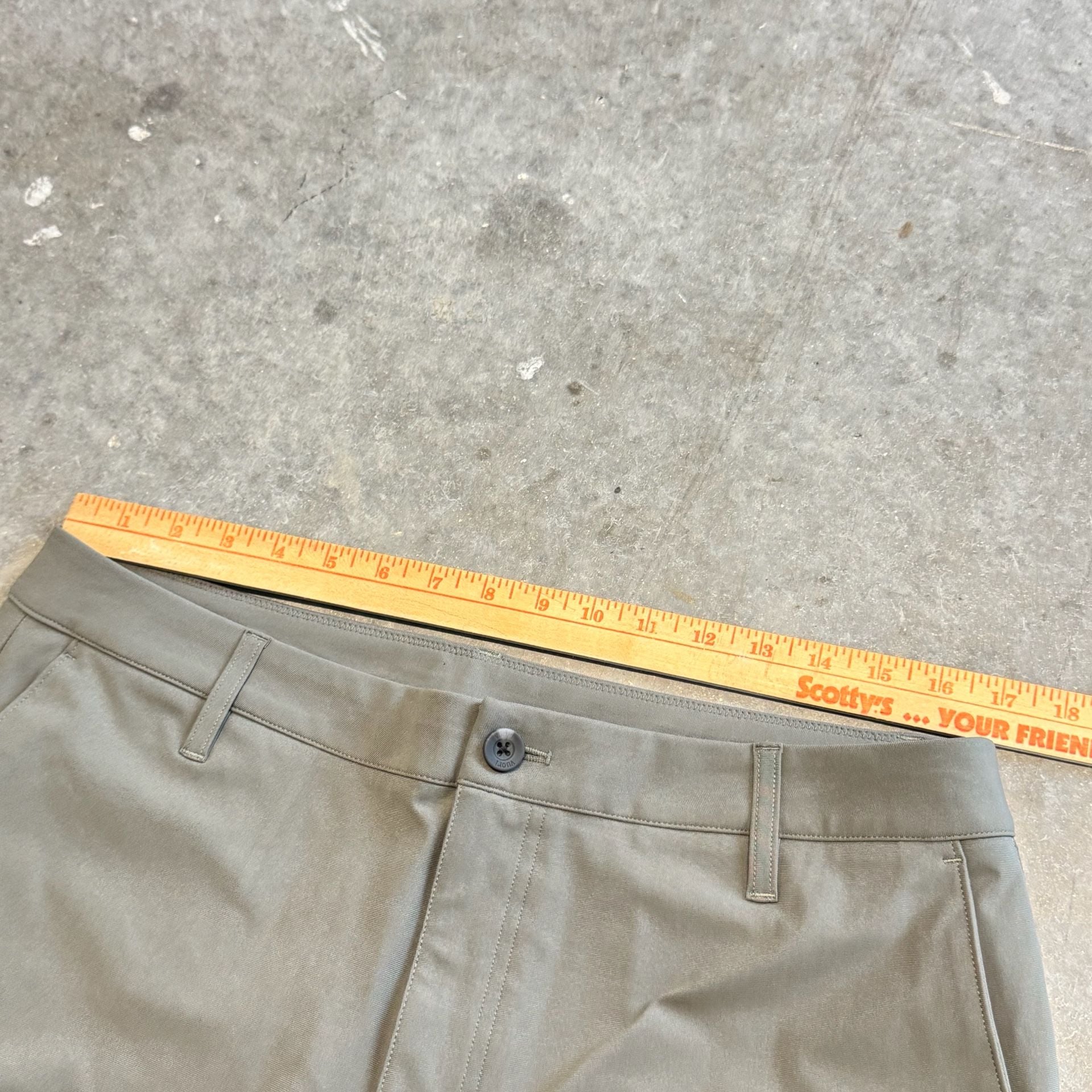 Vuori Men's Meta Pant Athletic Size 34 Dark Oregano 11