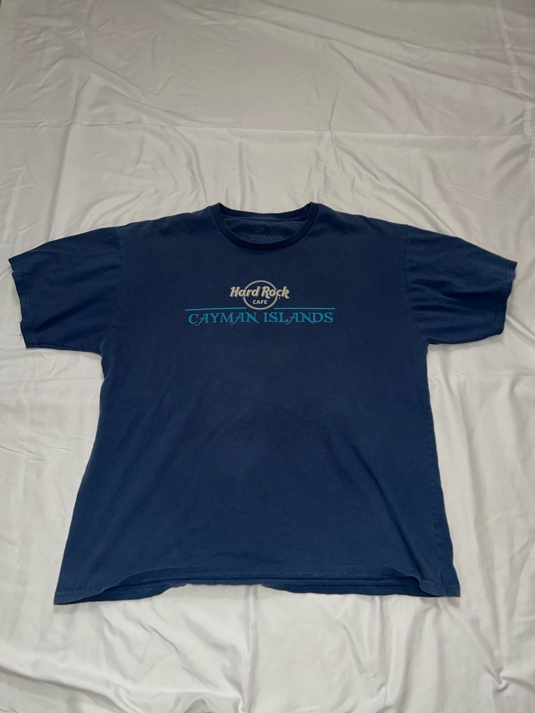 Hard Rock Cafe Cayman Islands Guitar Headstock Graphic T-Shirt Size XL 4