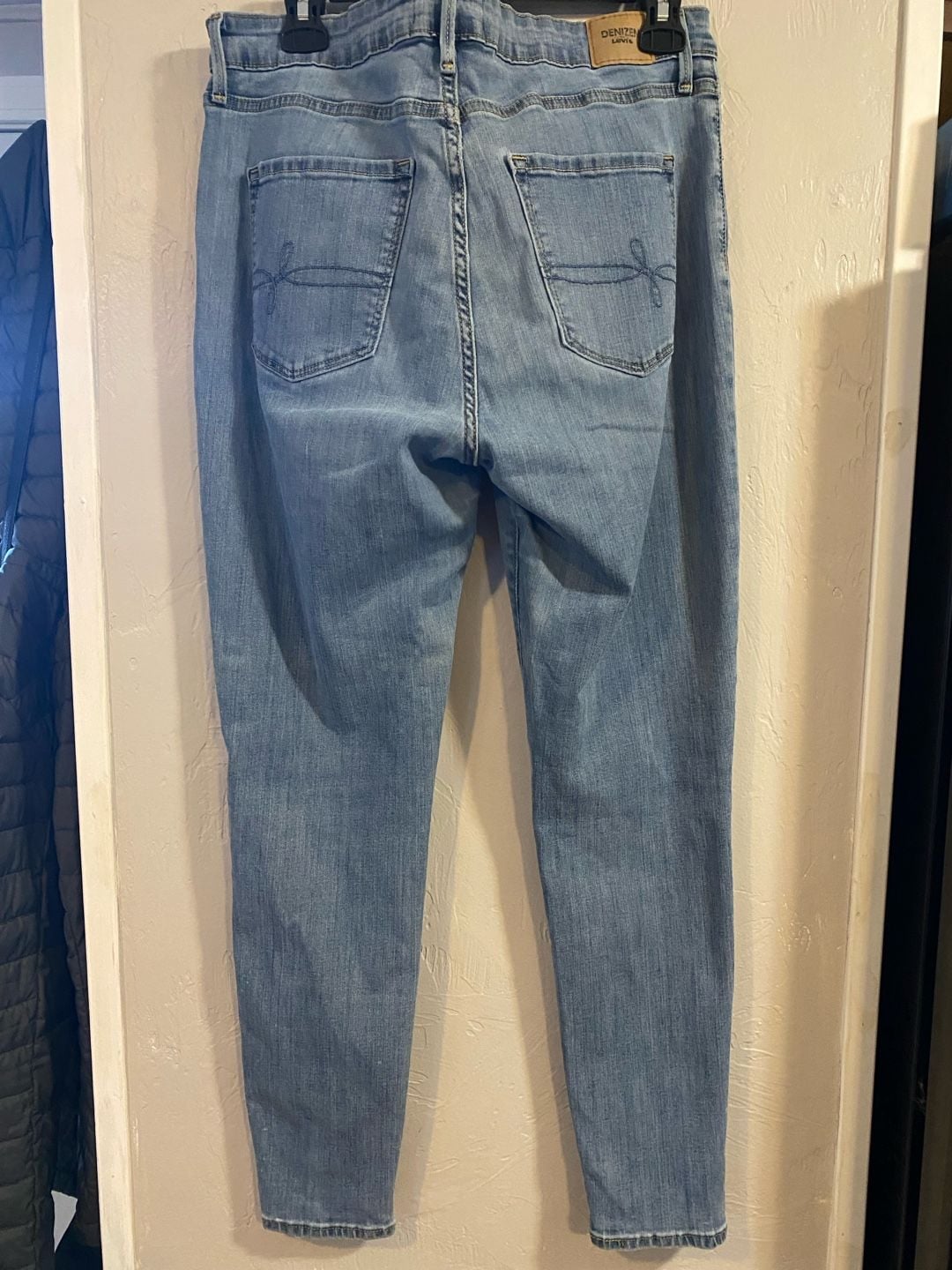 Denizen from Levi's High Rise Skinny Jeans Size 12M 31x30 Light Wash 4