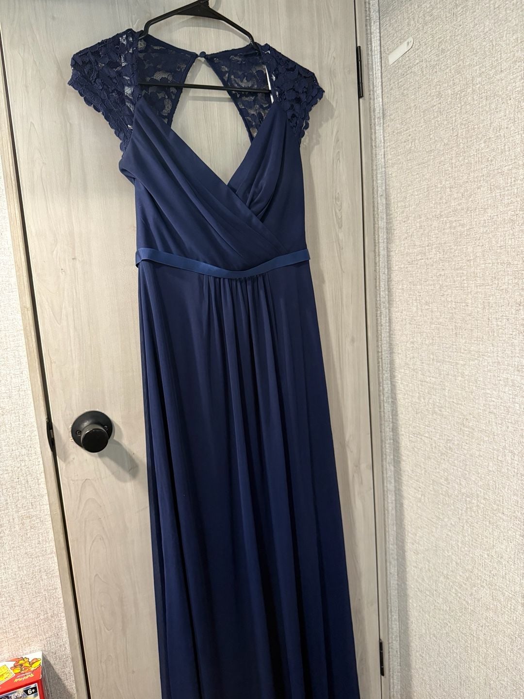David’s Bridal Navy Blue Lace Illusion Back Long Bridesmaid Dress Formal Gown 2 2