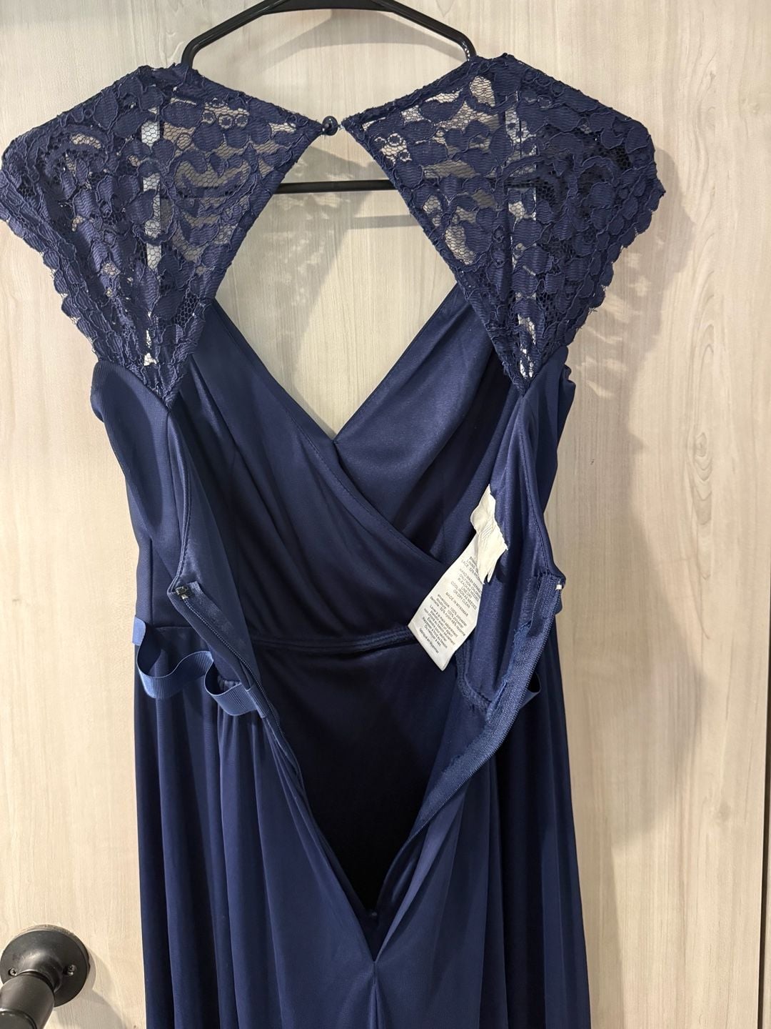 David’s Bridal Navy Blue Lace Illusion Back Long Bridesmaid Dress Formal Gown 2 7