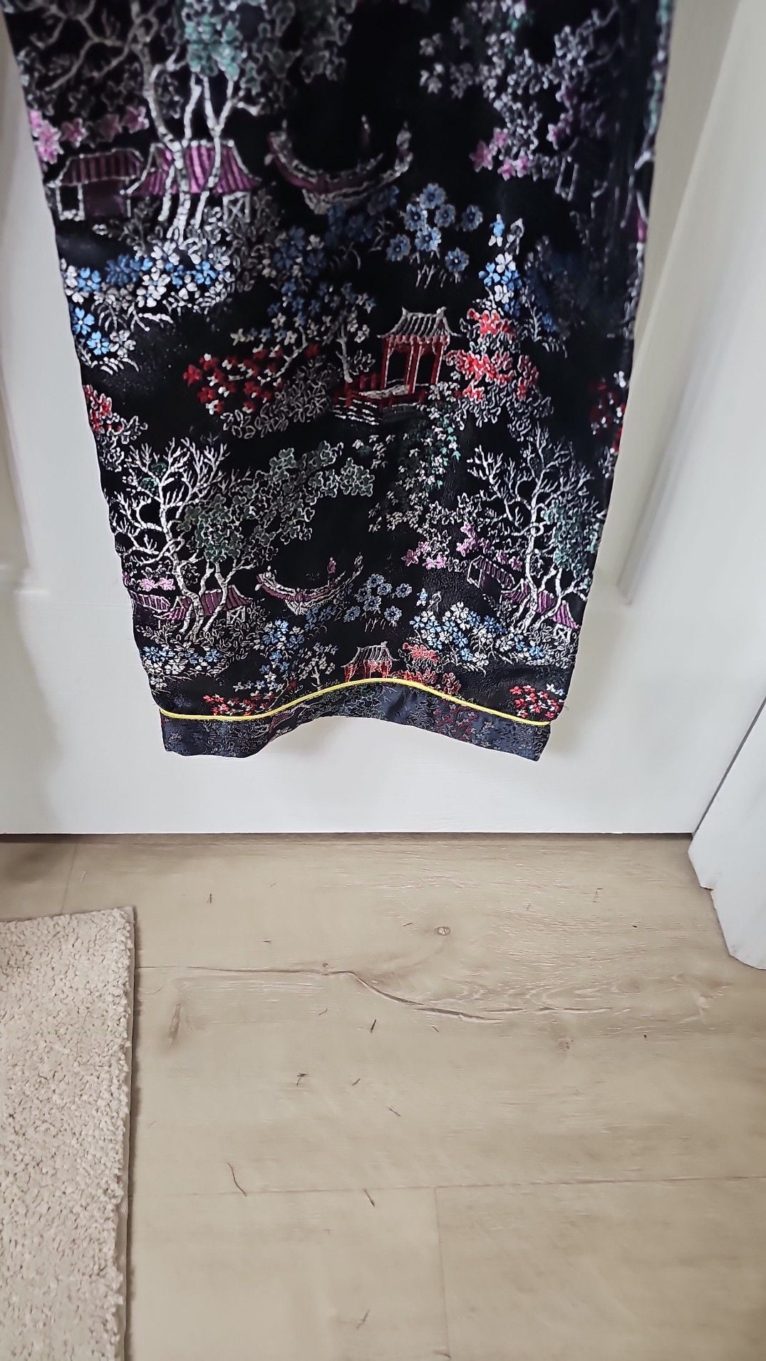 Great Shanghai Vintage Chinese Brocade Pagoda Pajama Set Size XL 7