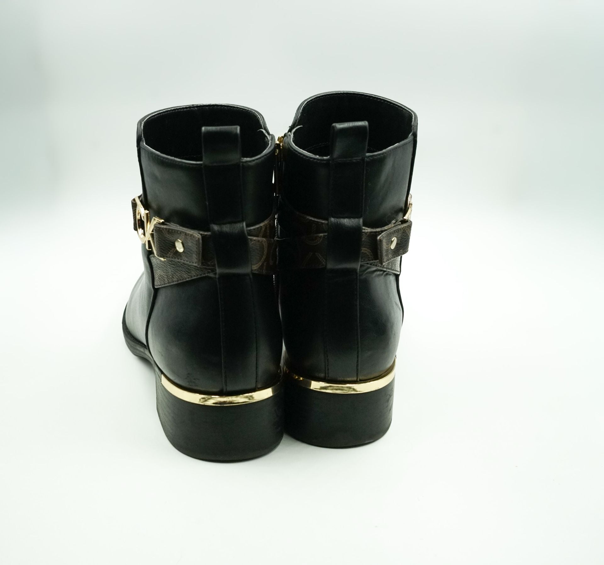 Product thumbnail 6