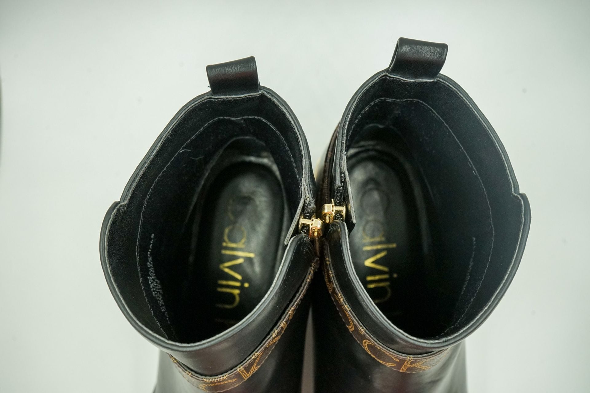 Calvin Klein Dhara Black Ankle Boots with Monogram Logo Strap Size 8.5M 7