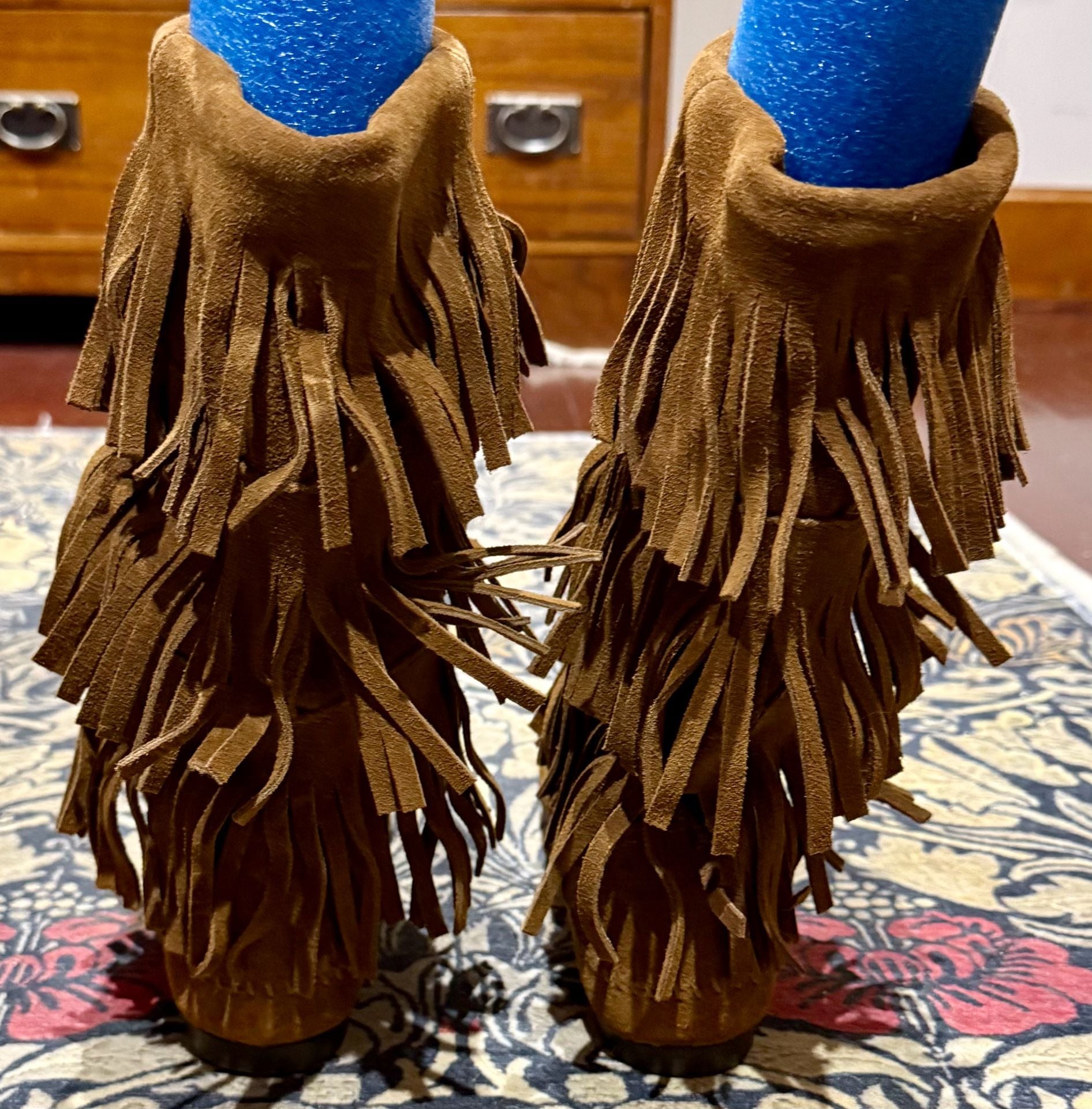 Minnetonka 3-Layer Fringe Suede Boots Dusty Brown Size 9 NWOB 9