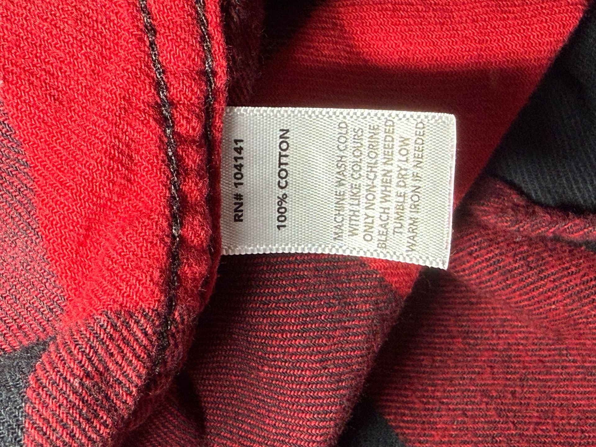 Field & Stream Red and Black Buffalo Plaid Flannel Shirt, Size XL 7