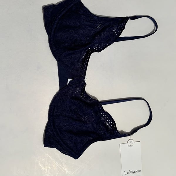 Le Mystère Lace Allure Unlined Underwire Bra, Size 32C