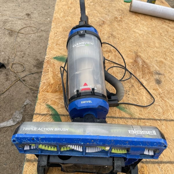BISSELL CleanView Swivel Pet Upright Vacuum Model 3832