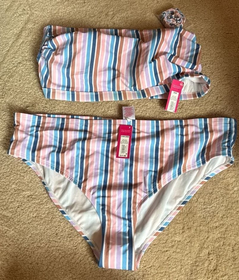 Xhilaration Striped Bandeau High Waisted Bikini Set Size 26W NWT
C10 1