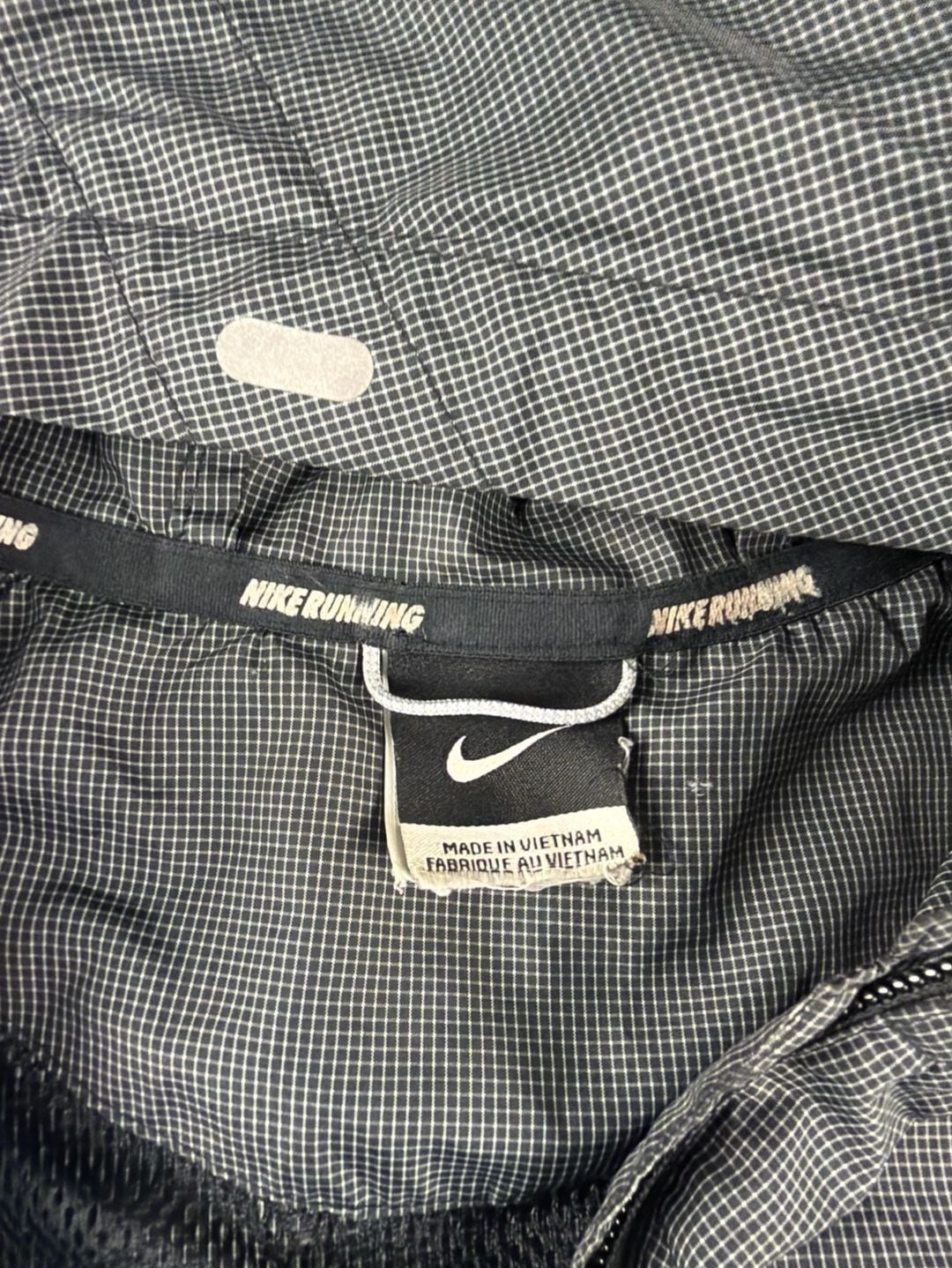 Nike Running Lightweight Hooded Windbreaker Jacket Grey Grid Pattern 9