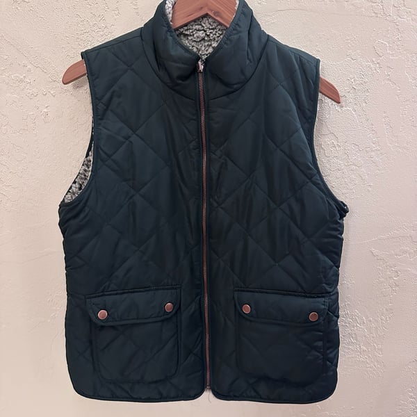 Thread & Supply Reversible Quilted Sherpa Vest Hunter Green Size Large