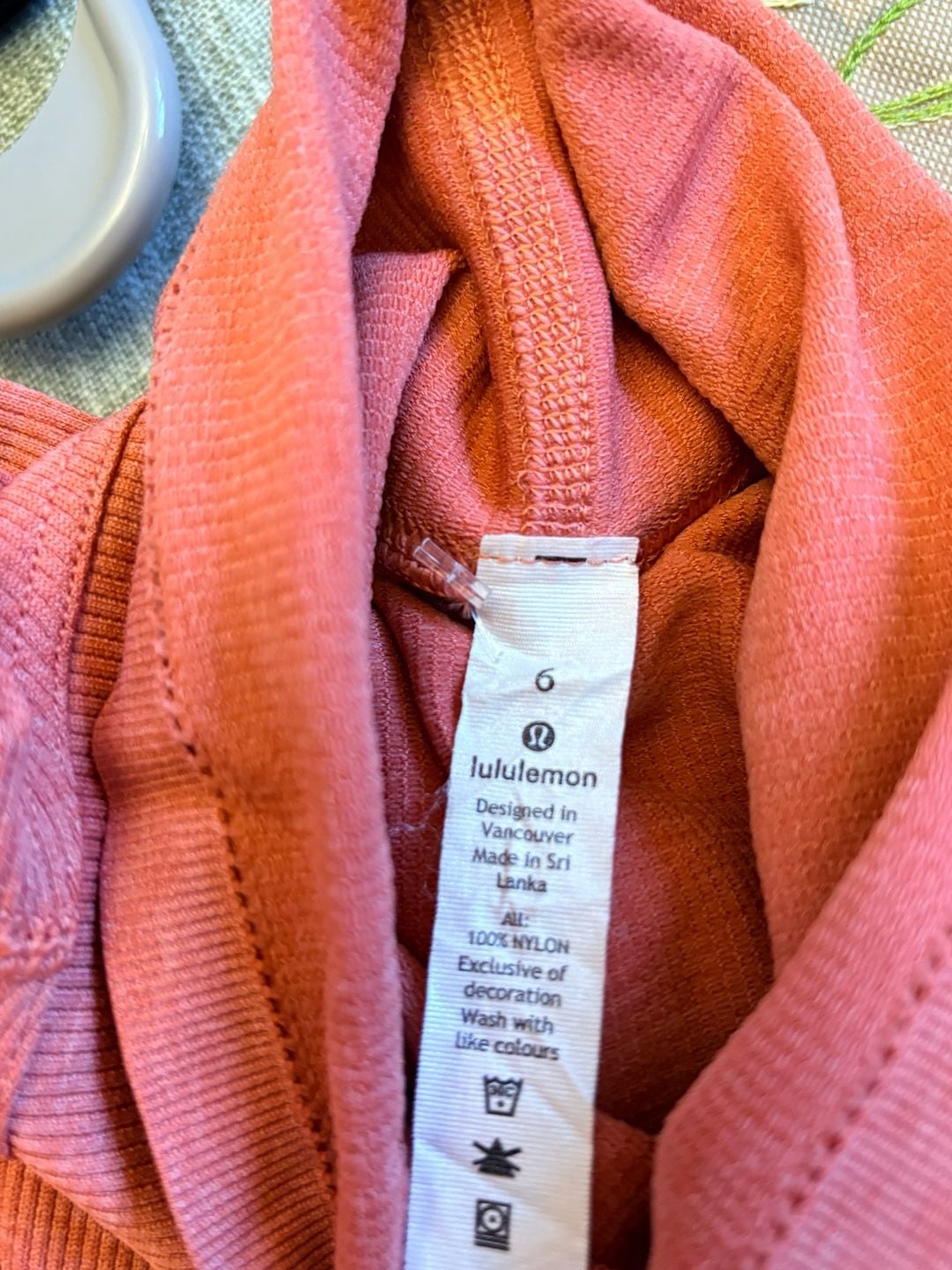 Lululemon Rest Less Pullover Ribbed Turtleneck Size 6 6