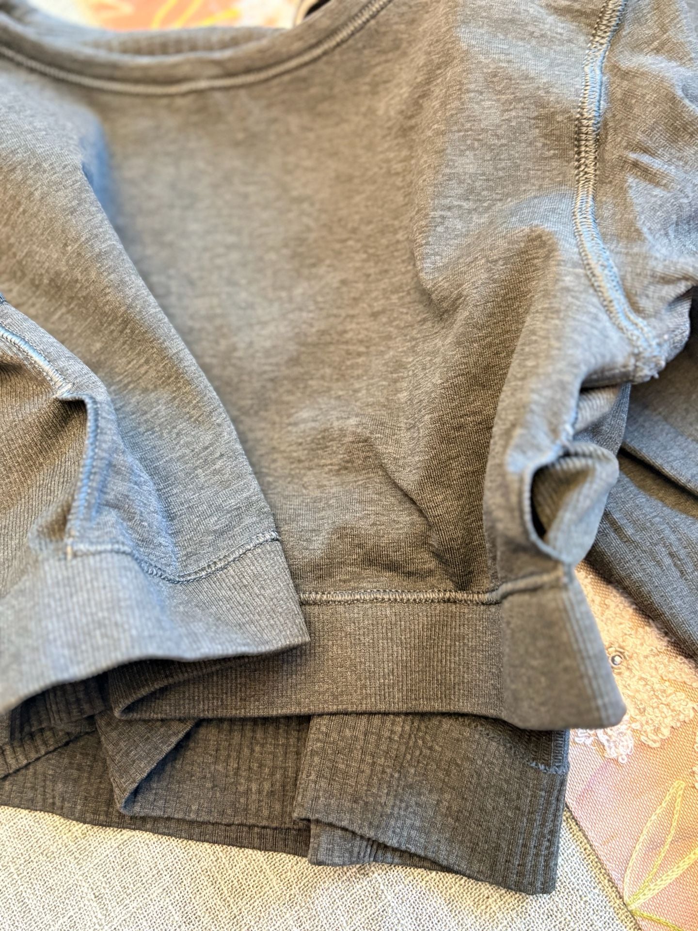 Lululemon Ebb to Street Long-Sleeve Crop Top Size 4 7