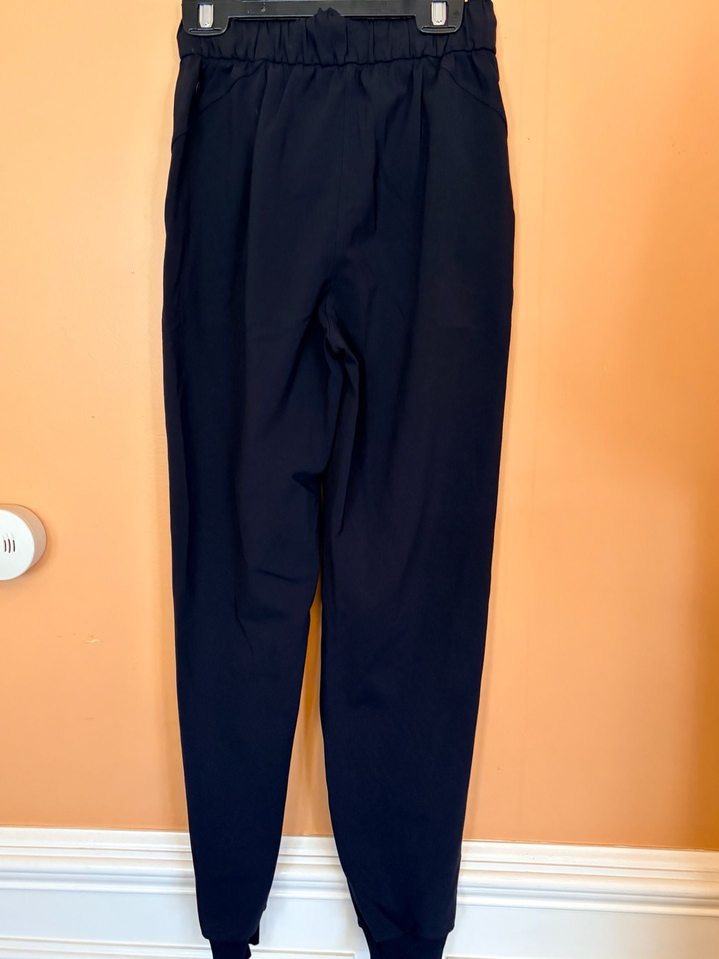 Lululemon On the Fly Jogger Black Size 6 4