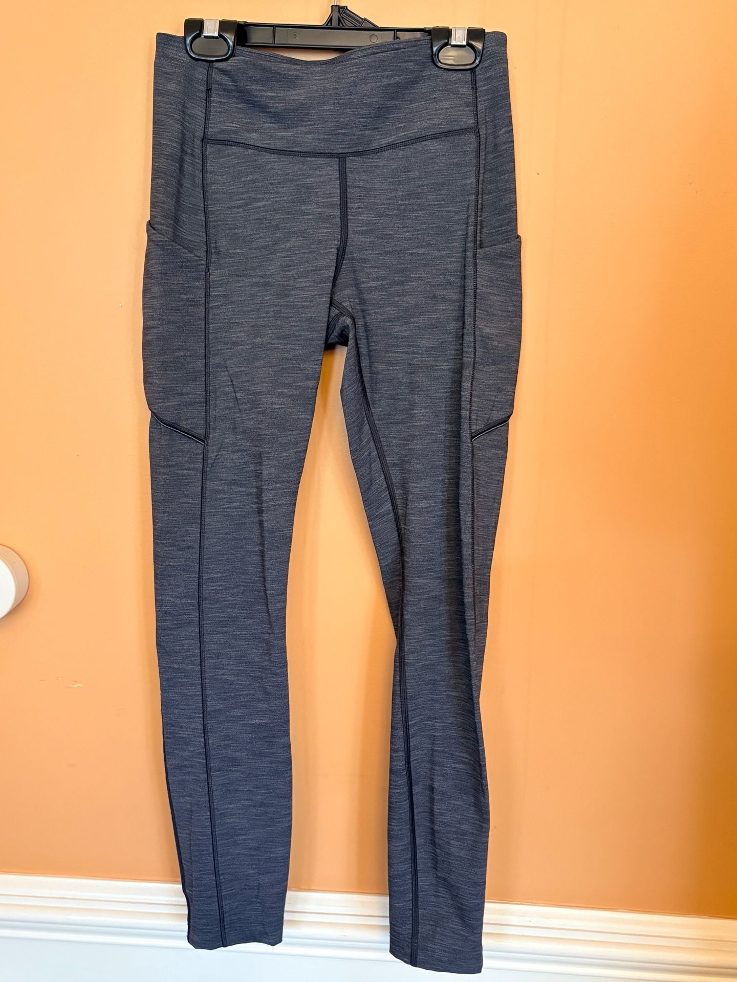 Lululemon Speed Up Tight 28" Heathered Black Size 4 2