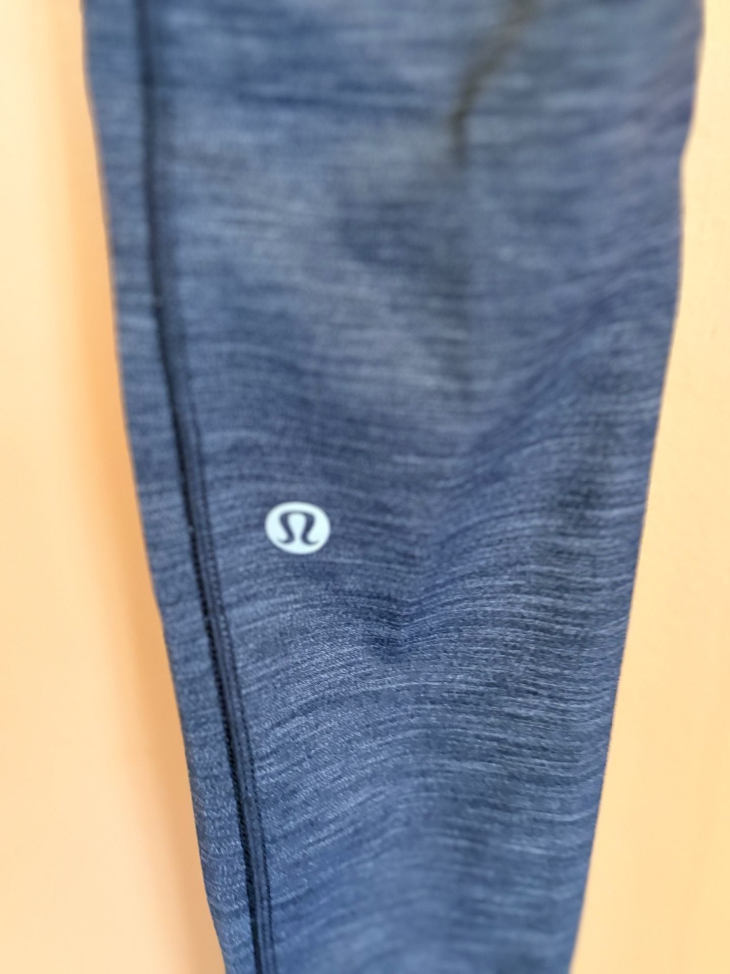 Lululemon Speed Up Tight 28" Heathered Black Size 4 4