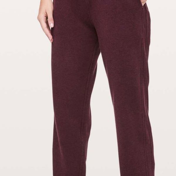 Lululemon plush times joggers size 6