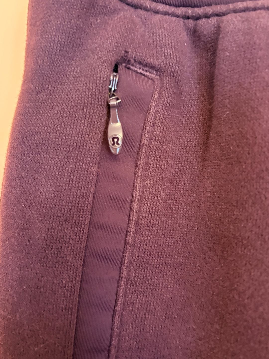 Lululemon plush times joggers size 6 5