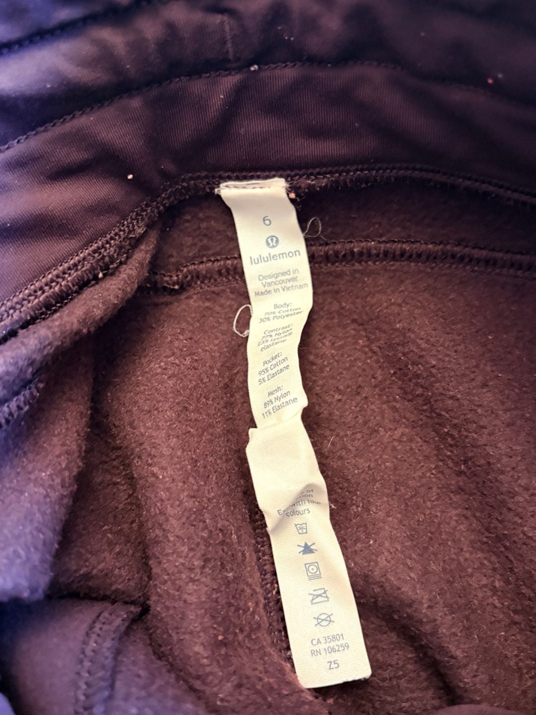 Lululemon plush times joggers size 6 6