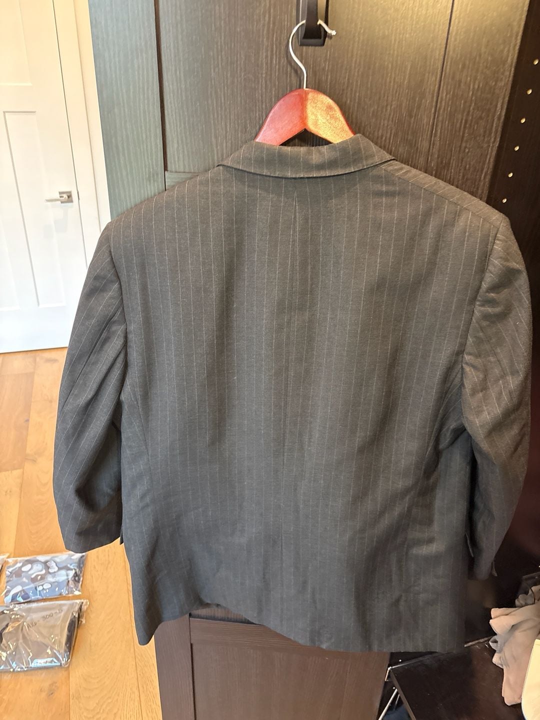 Lou Myles Men's Grey Pinstripe 100% Wool 2-Piece Suit Made in Canada 7