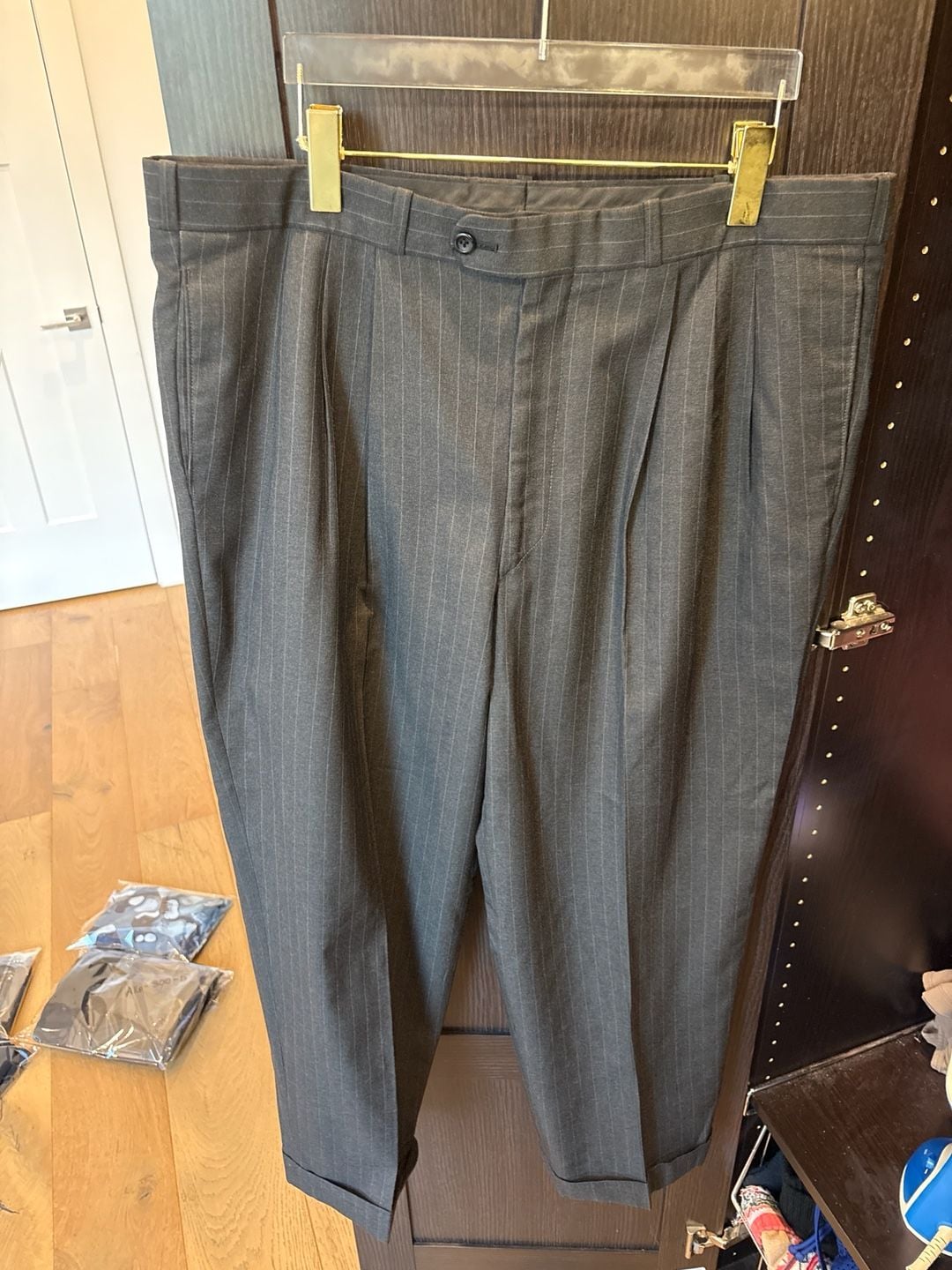 Lou Myles Men's Grey Pinstripe 100% Wool 2-Piece Suit Made in Canada 15