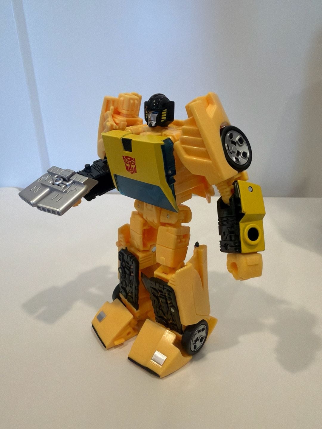 Transformers War for Cybertron: Earthrise Deluxe Class WFC-E36 Sunstreaker 7