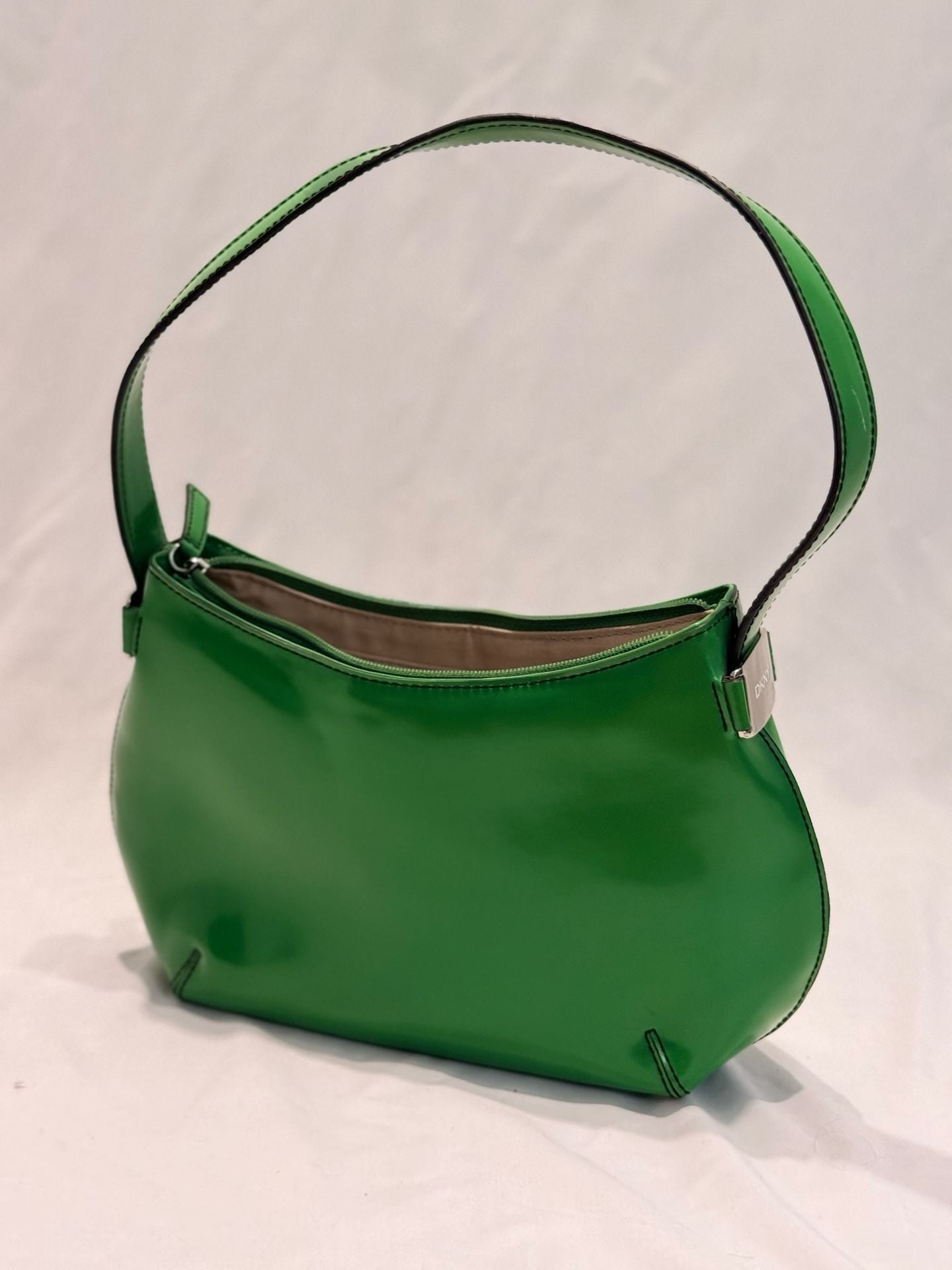 DKNY Vintage Green Patent Leather Baguette Shoulder Bag 3