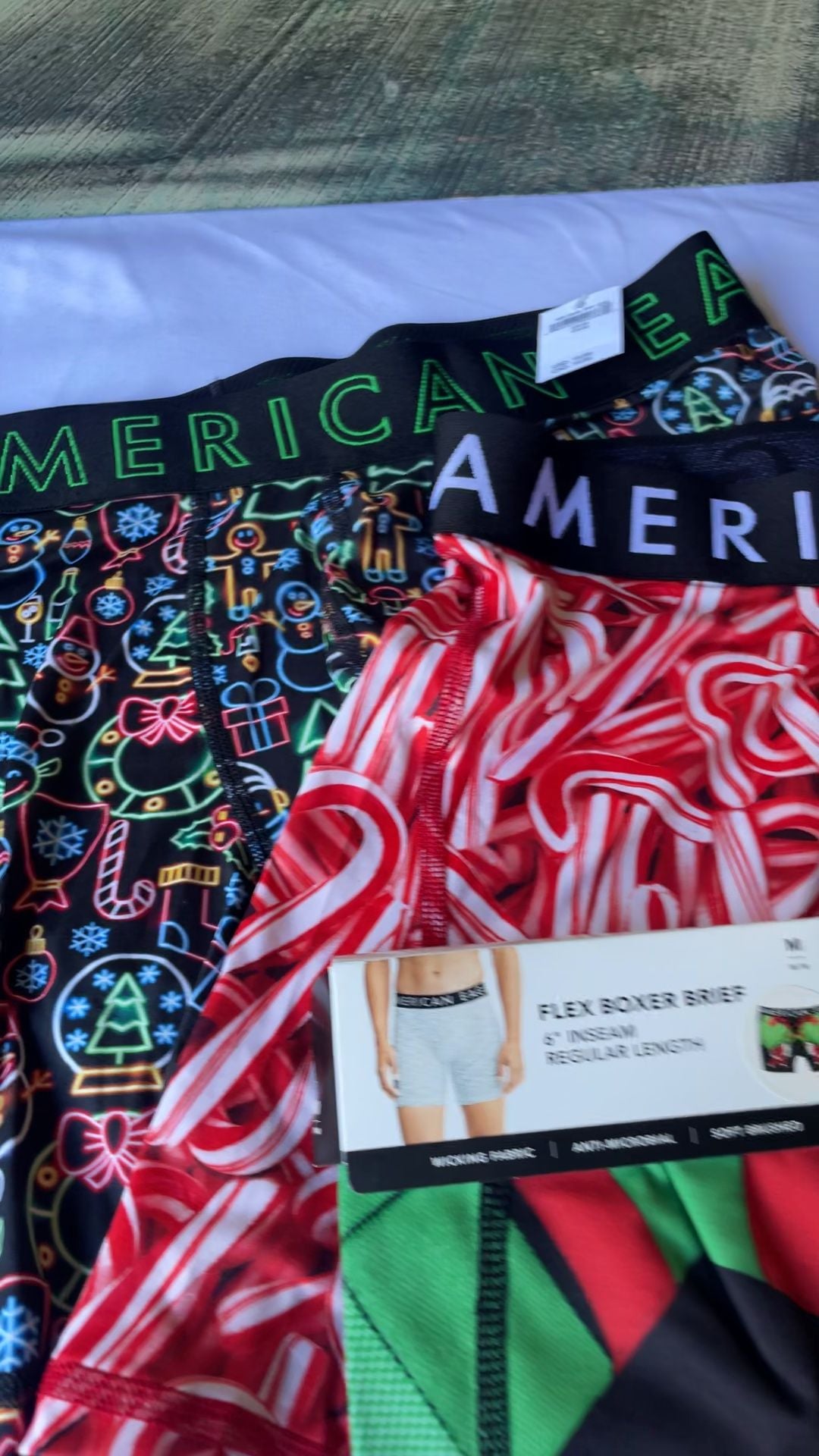American Eagle Men's Holiday Boxers & Boxer Briefs 3-Pack Size Medium 3