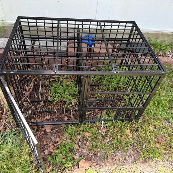 LUCKUP Heavy Duty Metal Dog Crate Indestructible Pet Kennel with Double Doors