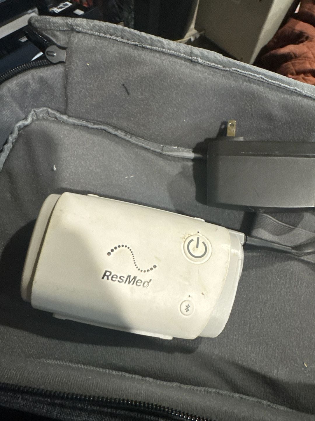 ResMed AirMini AutoSet Travel CPAP Machine - Model 38113 1