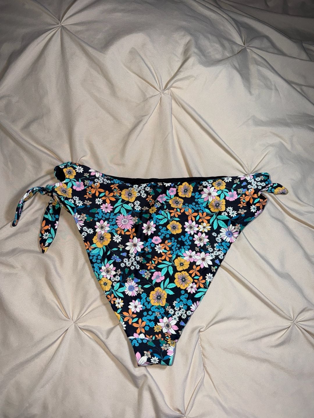 O'Neill Marga Floral Side Tie Bikini Bottoms Size Large 8