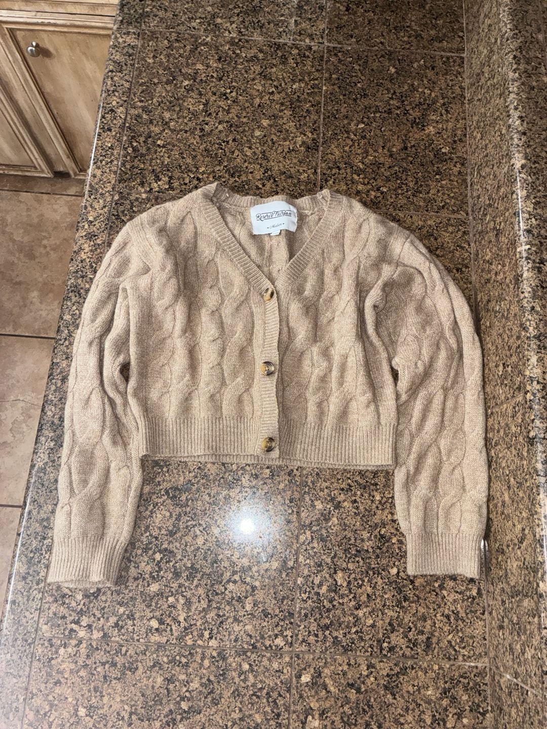Reserve Fairfax Tan Cable Knit Cropped Cardigan Sweater Size Medium 2