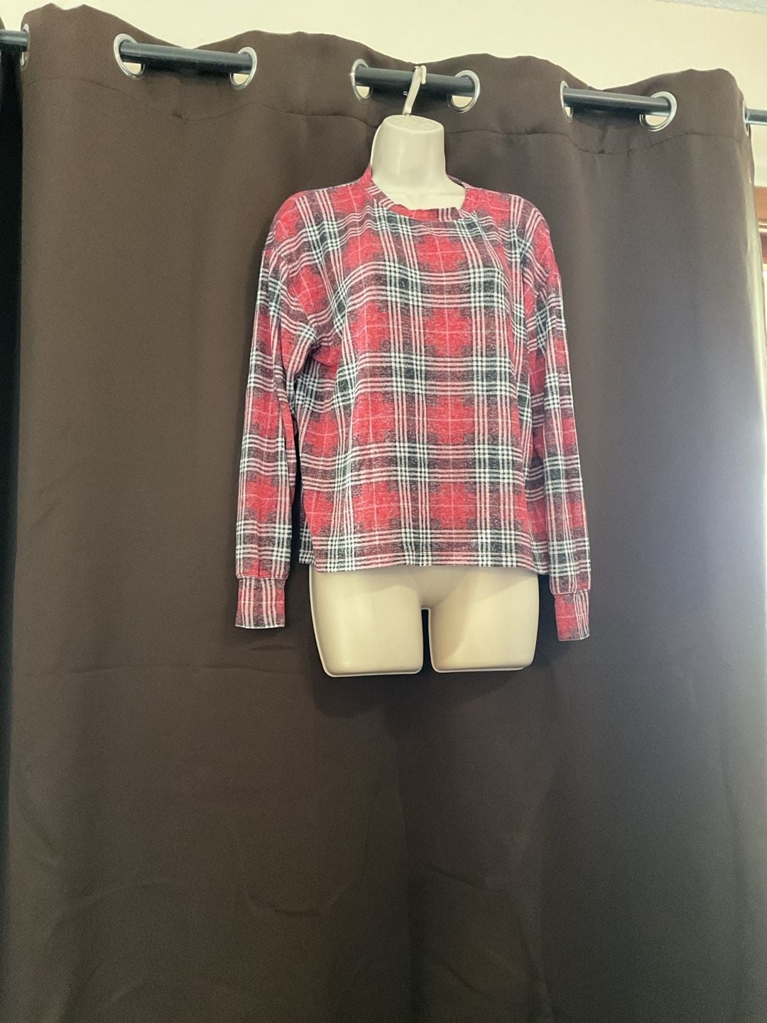PINK Victoria's Secret Red Plaid Long Sleeve Sleepwear Top Size Small 1