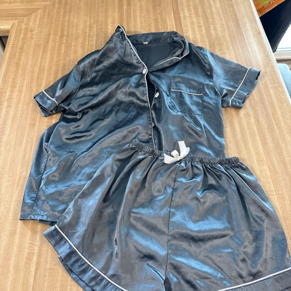 Women's Satin Short Sleeve Pajama Set with Shorts, Navy Blue with White Piping, Size XL