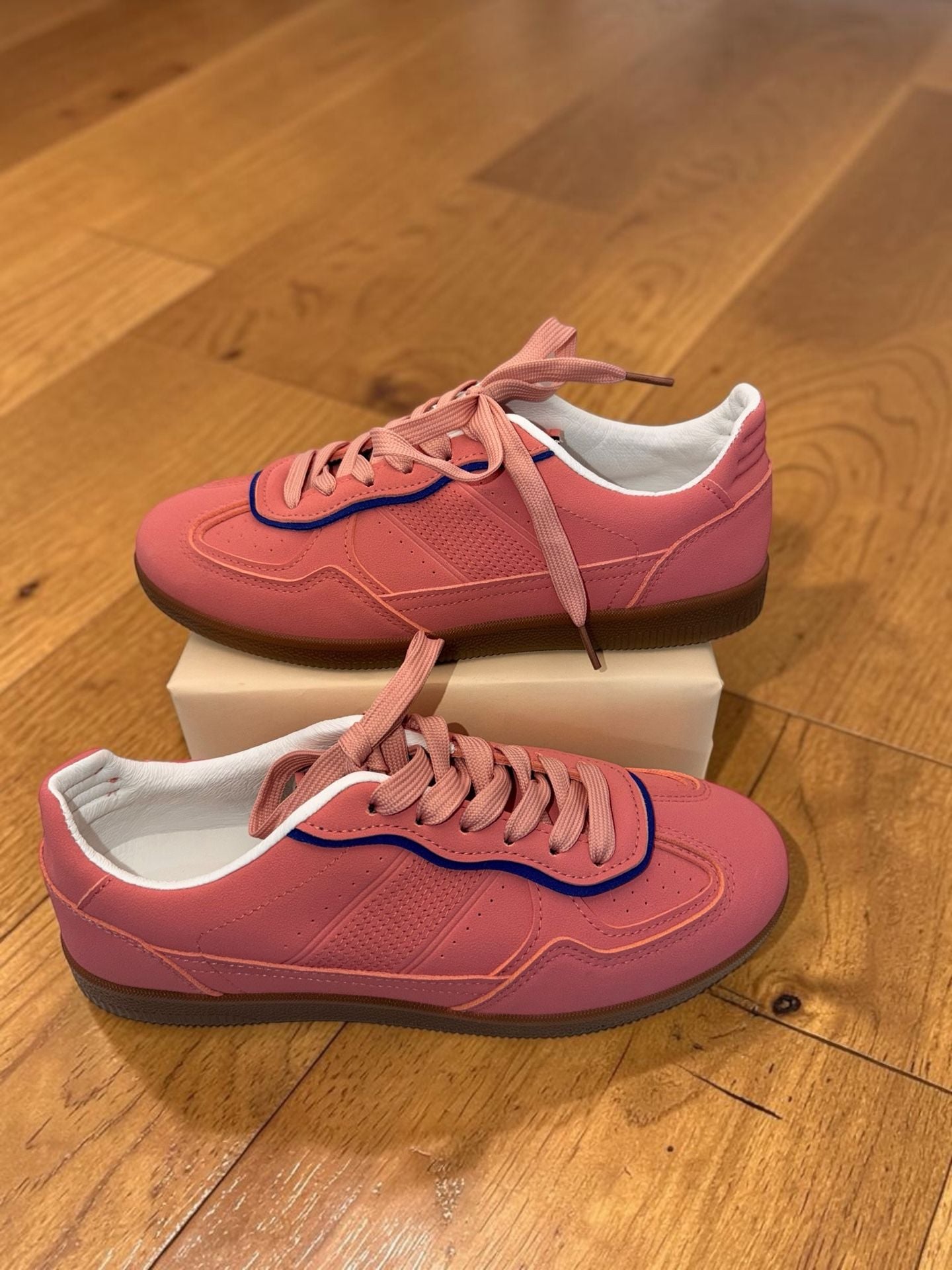 RACHEL Rachel Roy Riz Pink Low Top Sneakers Size 9M 2