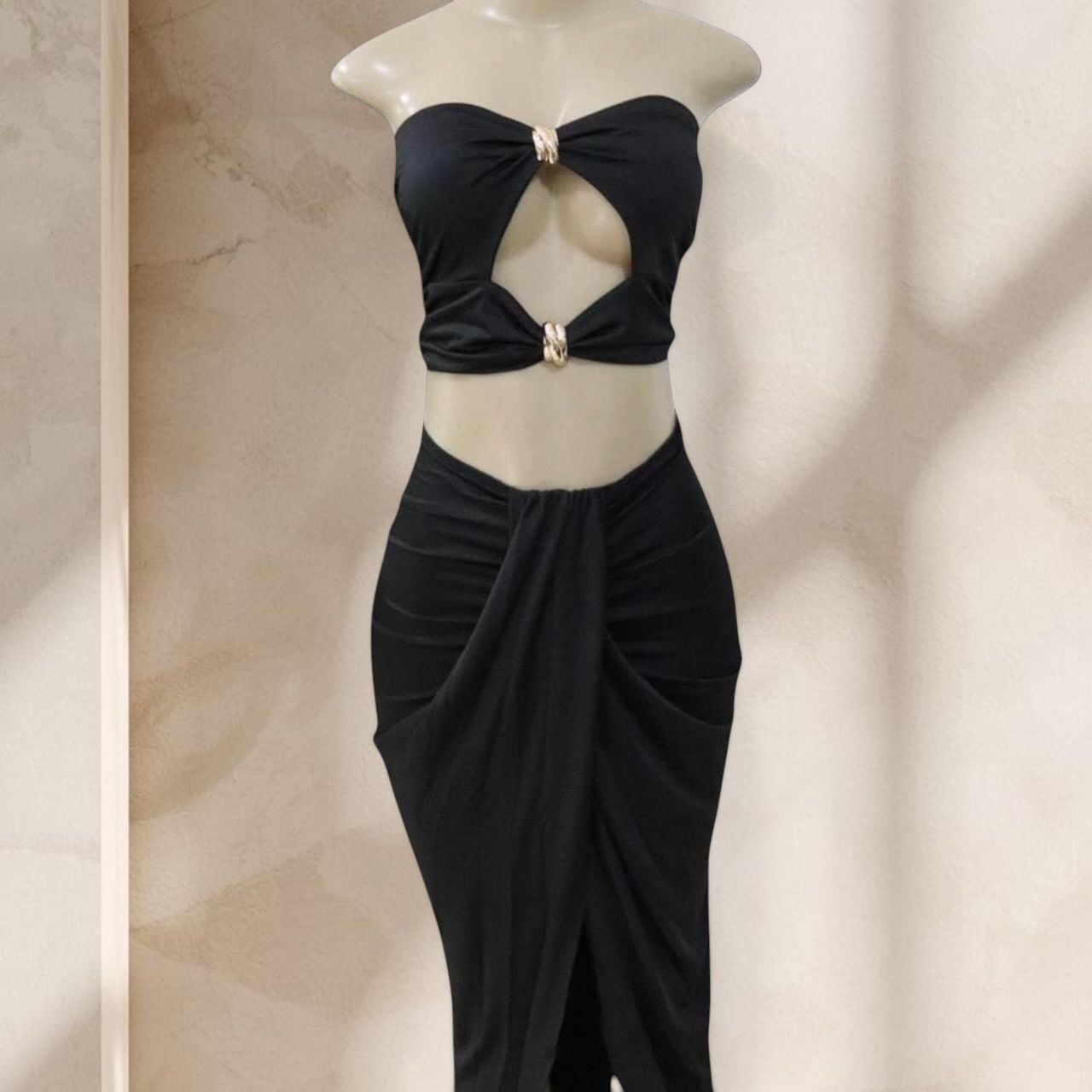 Black Two Piece Set – Strapless Top & Draped Maxi Skirt Gold Detail Sexy ✧ S
1