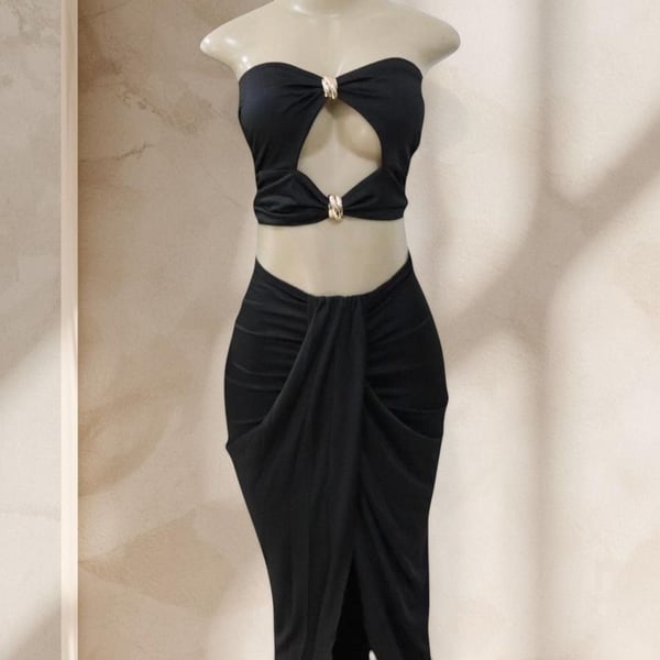 Black Two Piece Set – Strapless Top & Draped Maxi Skirt Gold Detail Sexy ✧ S