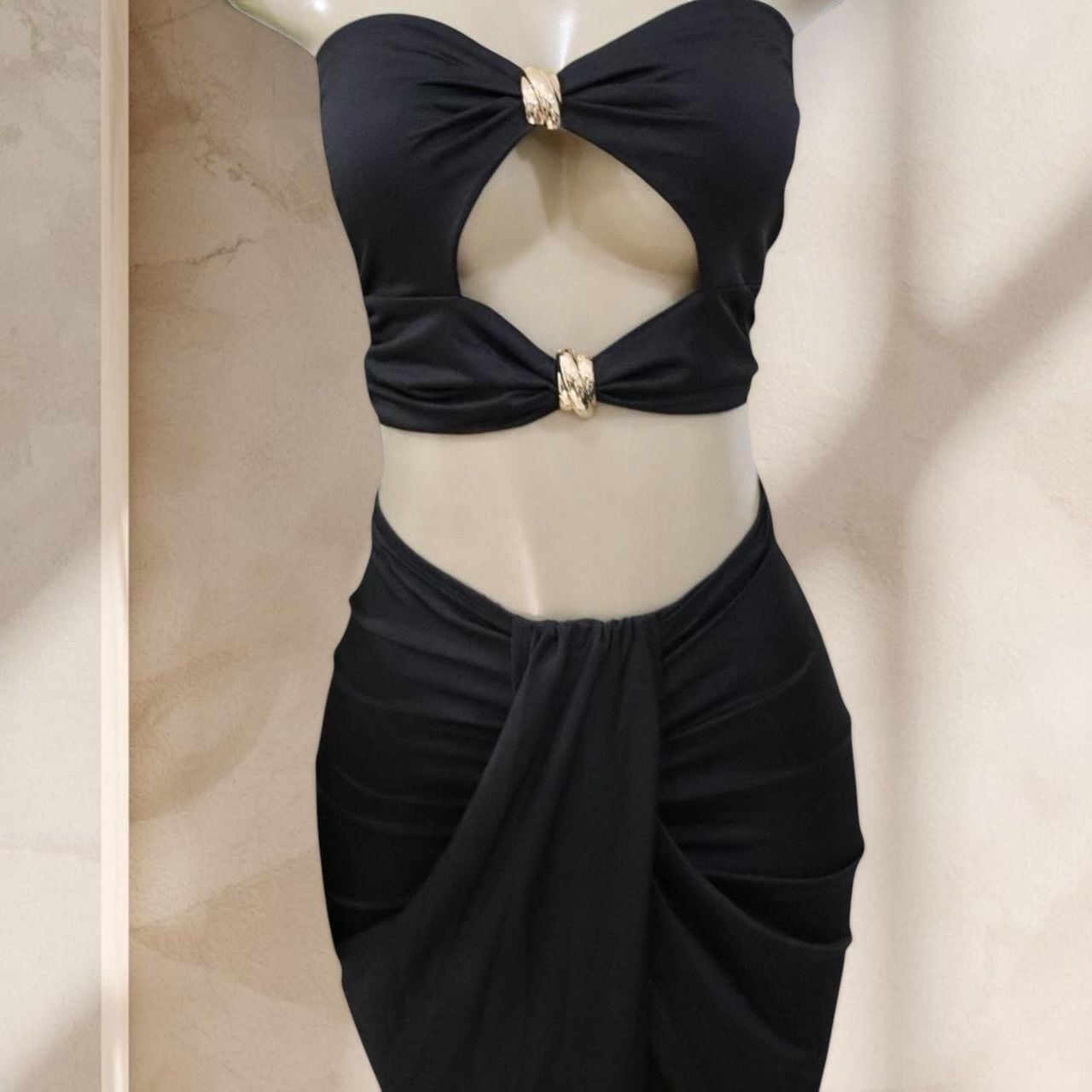 Black Two Piece Set – Strapless Top & Draped Maxi Skirt Gold Detail Sexy ✧ S
2
