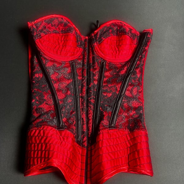 Shirley of Hollywood Red and Black Lace Corset Bustier Size 30