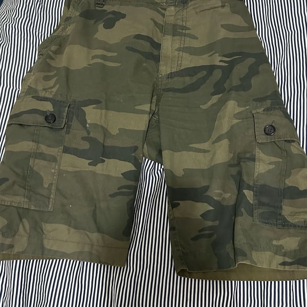 Baggy Y2K Camo Cargo Shorts