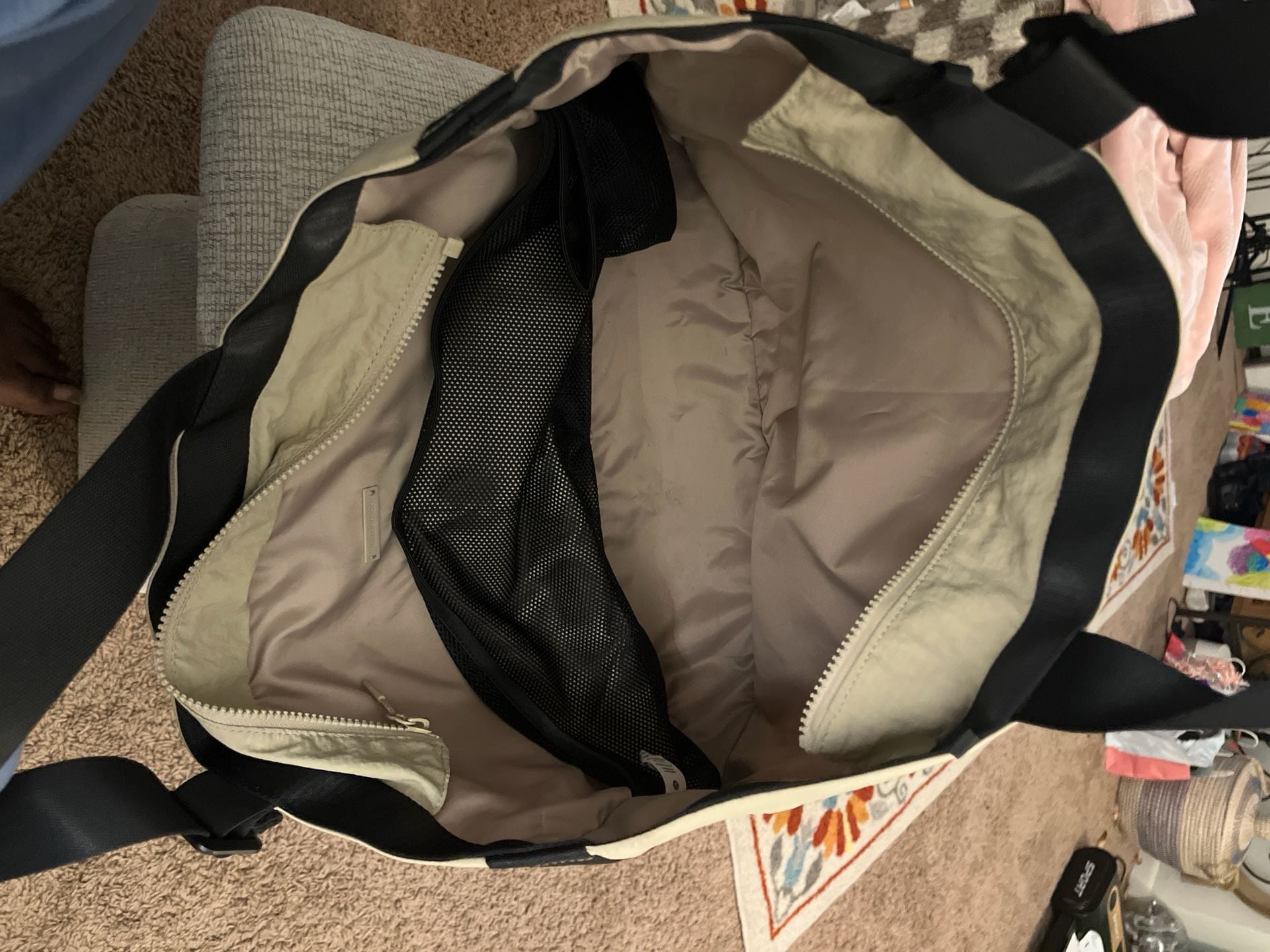Lululemon Clean Lines Tote 22L Bag O/S Trench Tan 5