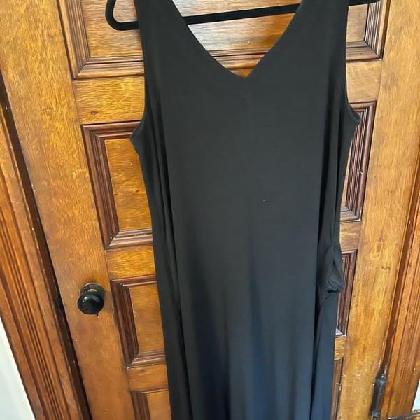 Chico's Travelers Black Sleeveless V-Neck Maxi Dress Size 2 (Large)