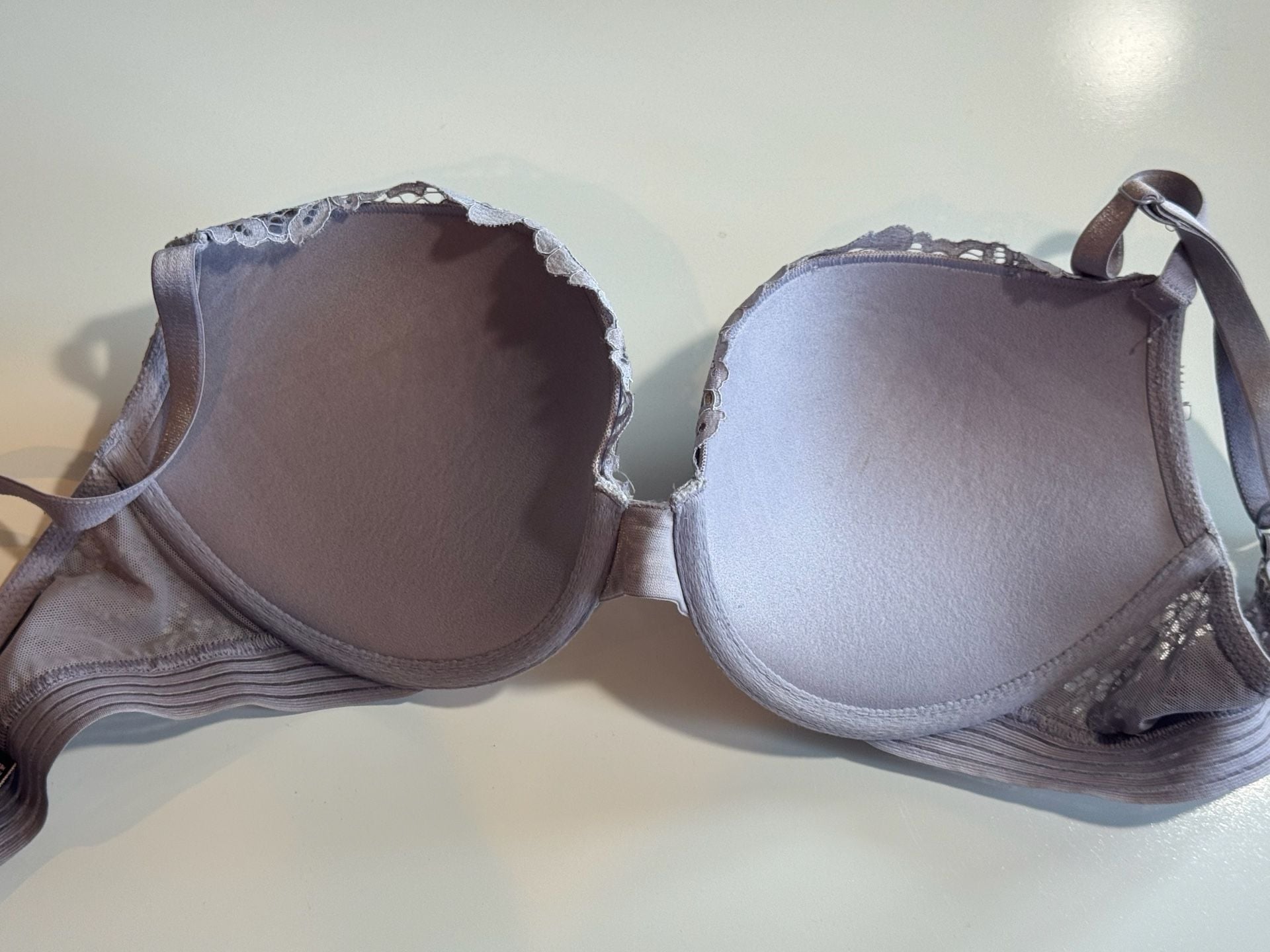 Victoria's Secret Very Sexy Lace Push-Up Bra 34D Lavender 5