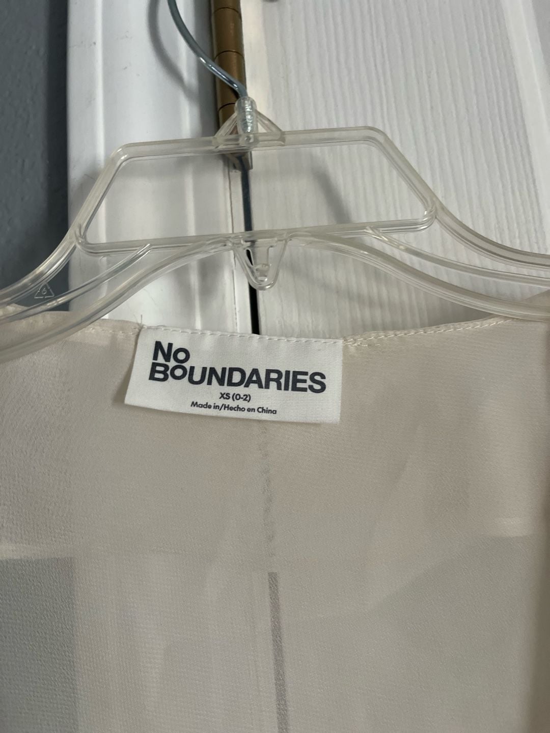 No Boundaries Almond Ruffle Woven Tie-Front Top, Size XS (0-2) 3