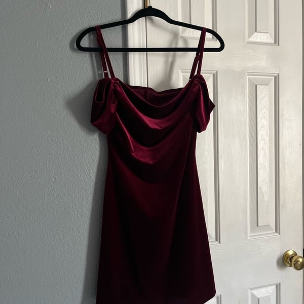SHEIN MOD Burgundy Velvet Cold Shoulder Cowl Neck Mini Dress